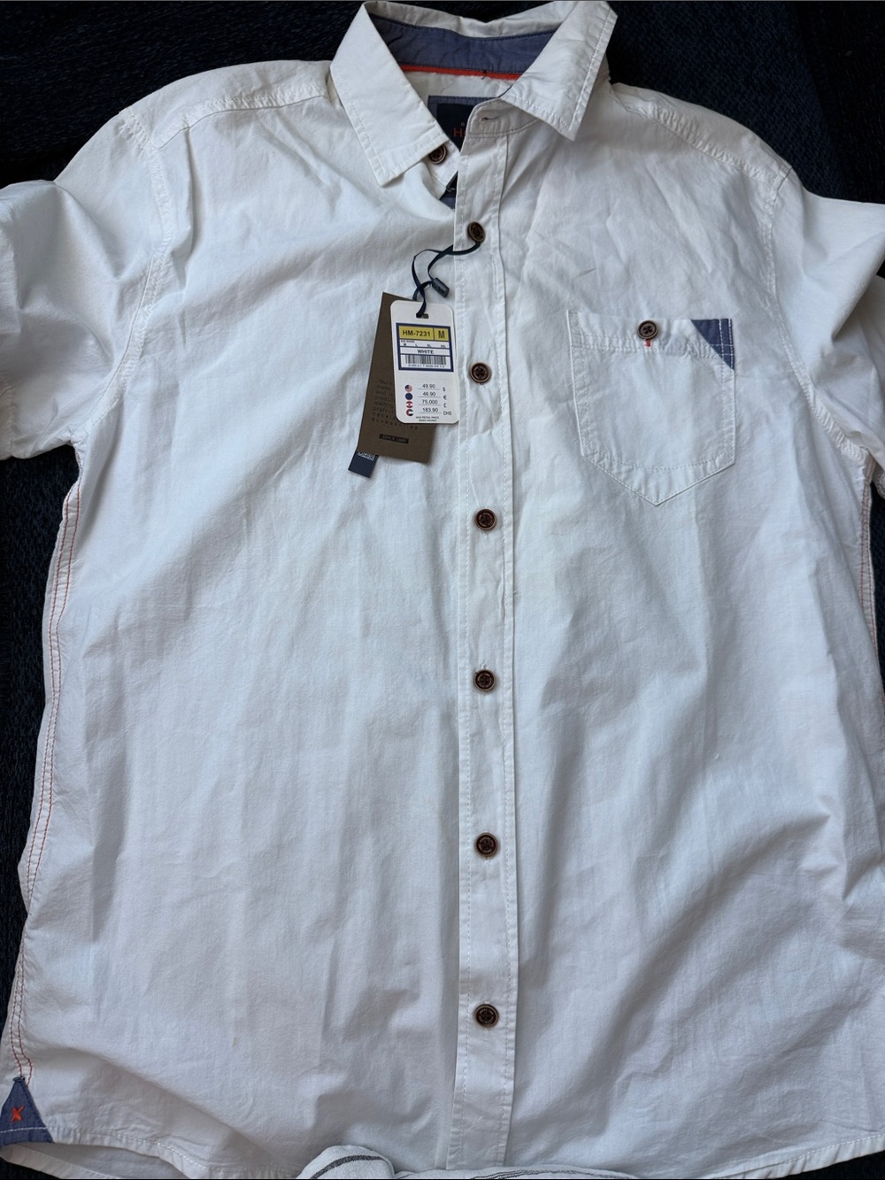 Hansez White Short-Sleeve Casual Button-Down Shirt with Chest Pocket Detail M
